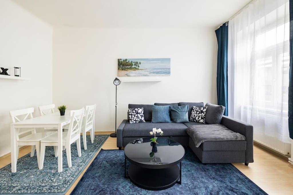 Beautiful 1 Bedroom Apartment Near Schoenbrunn Viyana Dış mekan fotoğraf