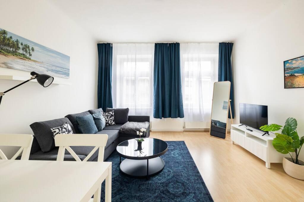 Beautiful 1 Bedroom Apartment Near Schoenbrunn Viyana Dış mekan fotoğraf